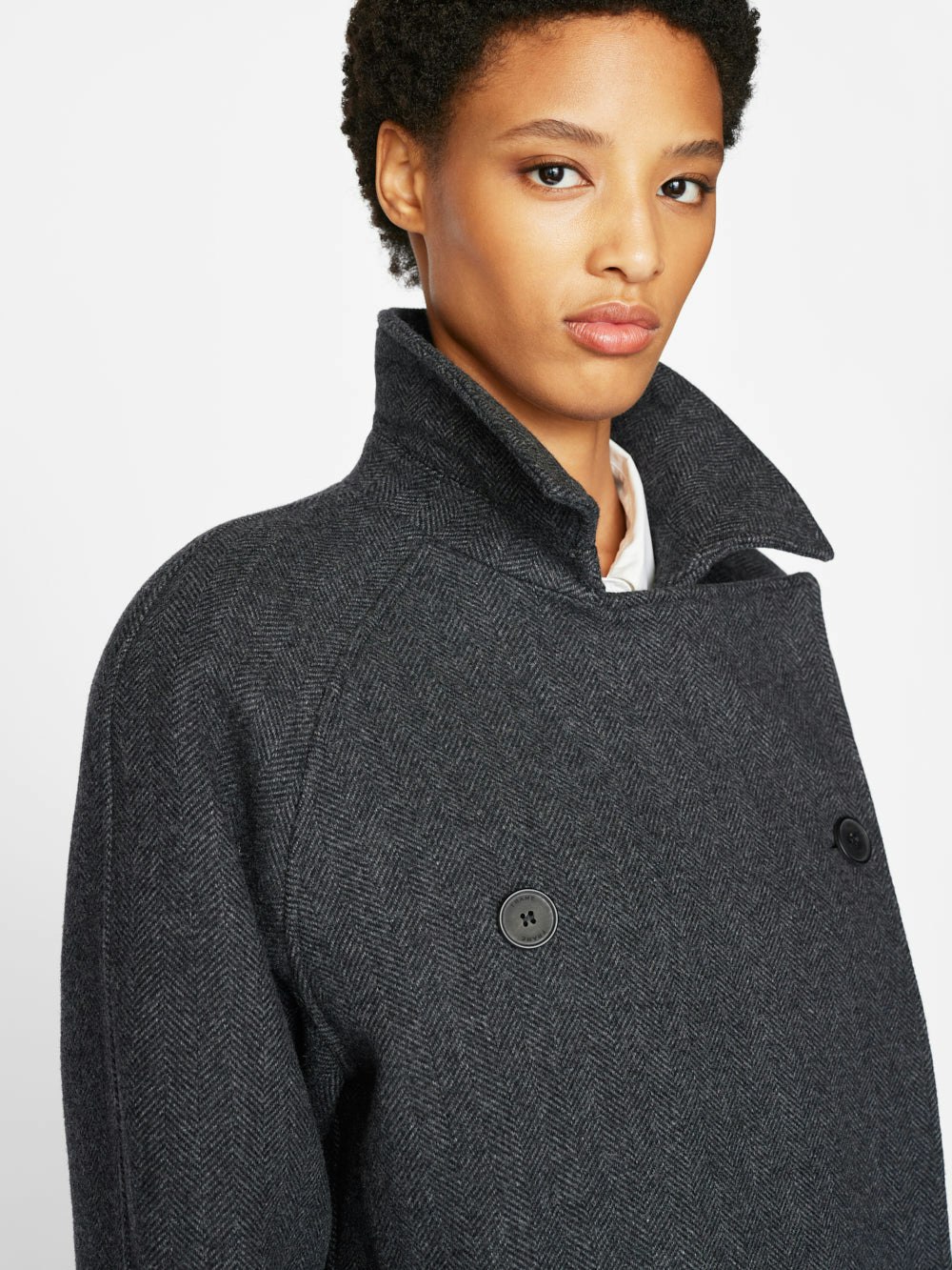 coat neck detail view